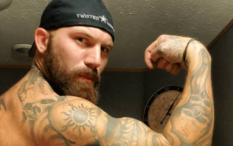 Adam Lind’s Latest Photo Surprises Fans