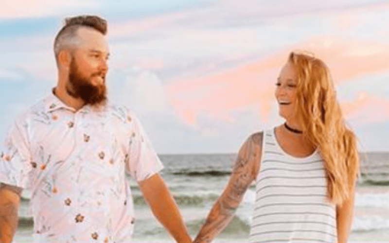 Fans Notice Unusual Detail In Maci’s Photo