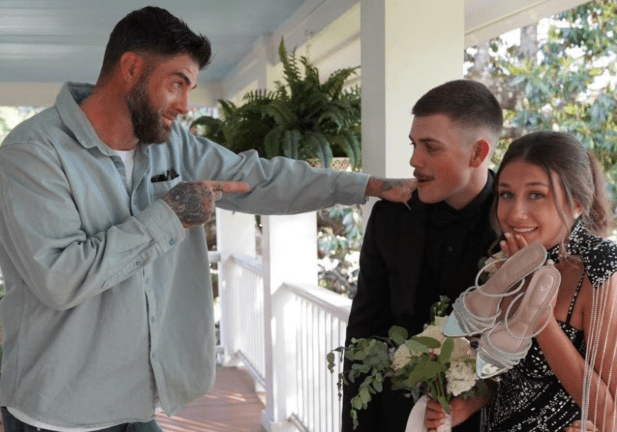 Fans Notice Something In David Eason’s New Photo
